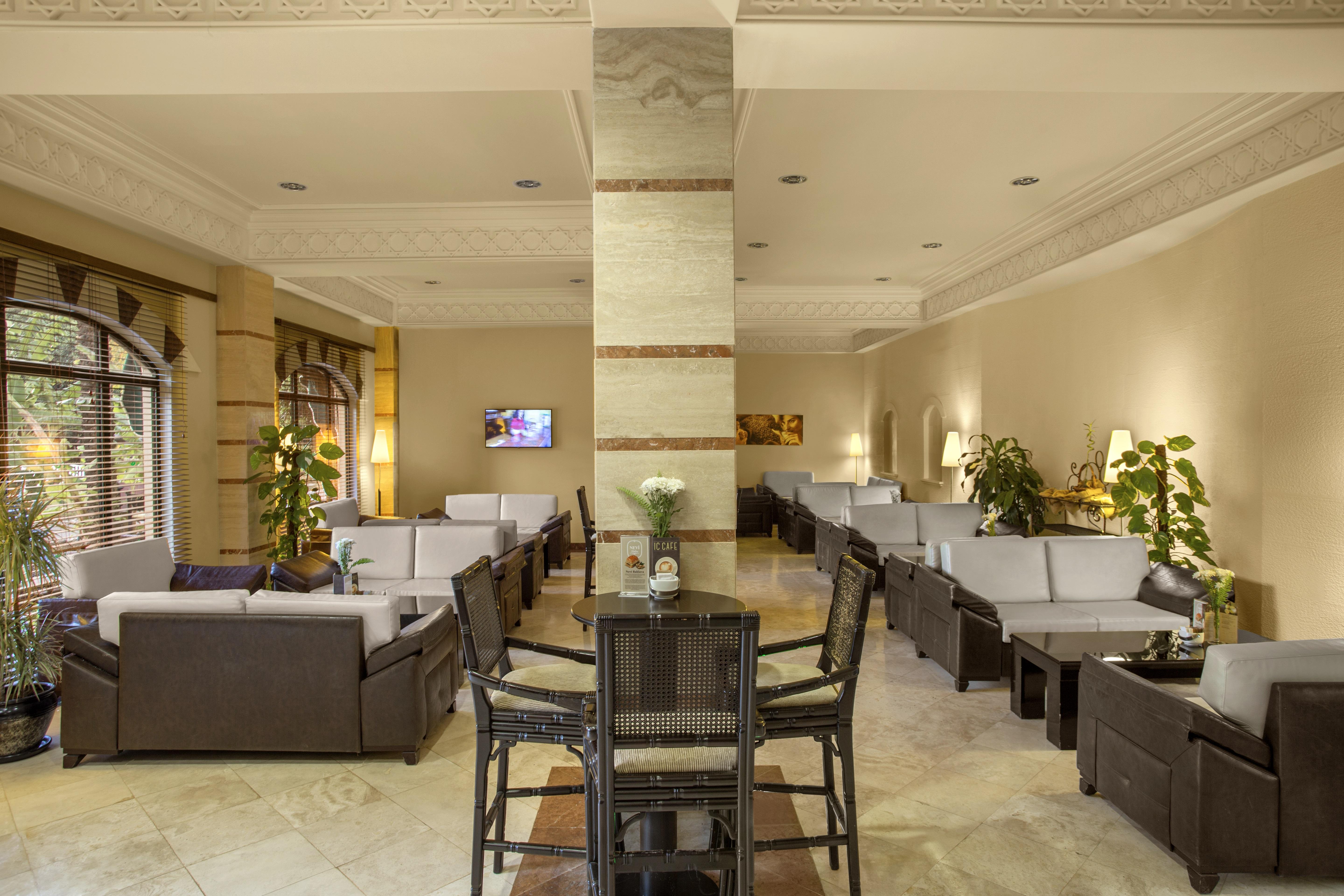 Ic Hotels Green Palace - Kids Concept Αττάλεια Εξωτερικό φωτογραφία The lounge at the airport
