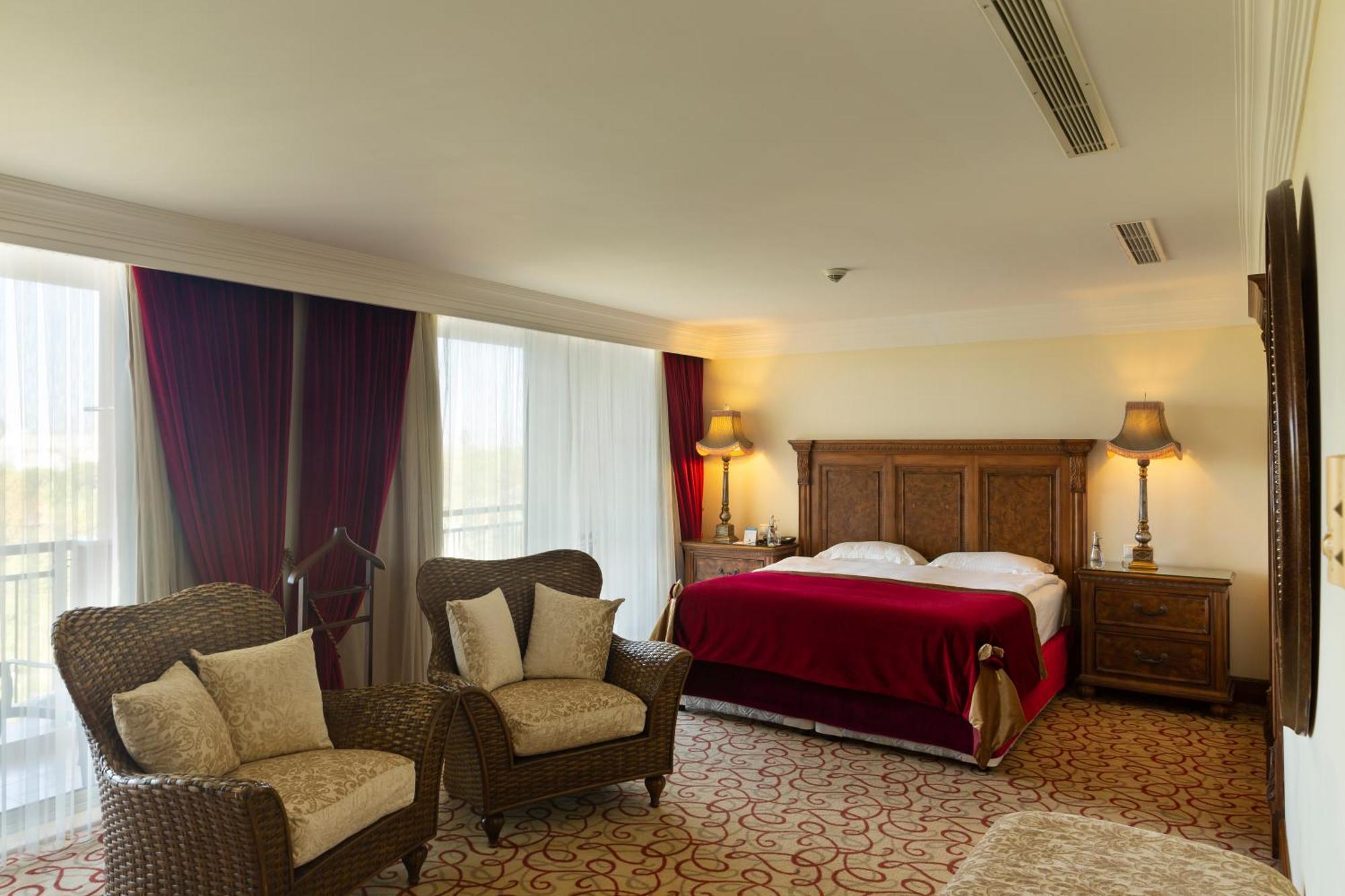Ic Hotels Green Palace - Kids Concept Αττάλεια Δωμάτιο φωτογραφία A bedroom at the hotel